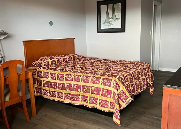 Budget Inn