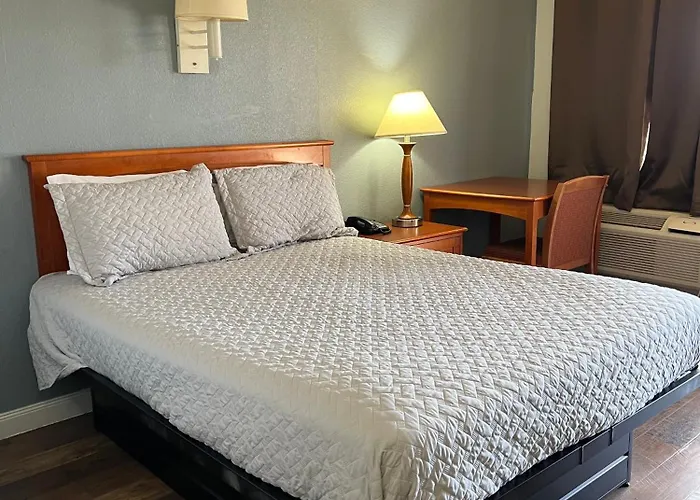 Budget Inn